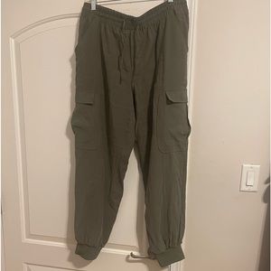 INC OLIVE GREEN JOGGERS SIZE XL (never worn)